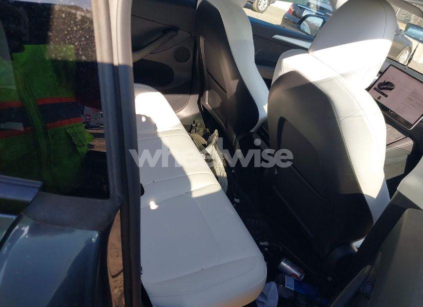 Photo 8 of 2023 Tesla Model Y RWD (VIN 7SAYGDED3PF958047)