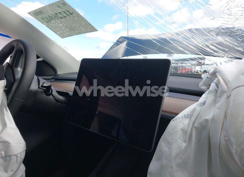 Photo 14 of 2024 Tesla Model Y LONG RANGE DUAL MOTOR ALL-WHEEL DRIVE/RWD (VIN 7SAYGDED3RF019113)