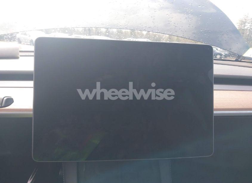 Photo 7 of 2024 Tesla Model Y (VIN 7SAYGDED3RF044013)