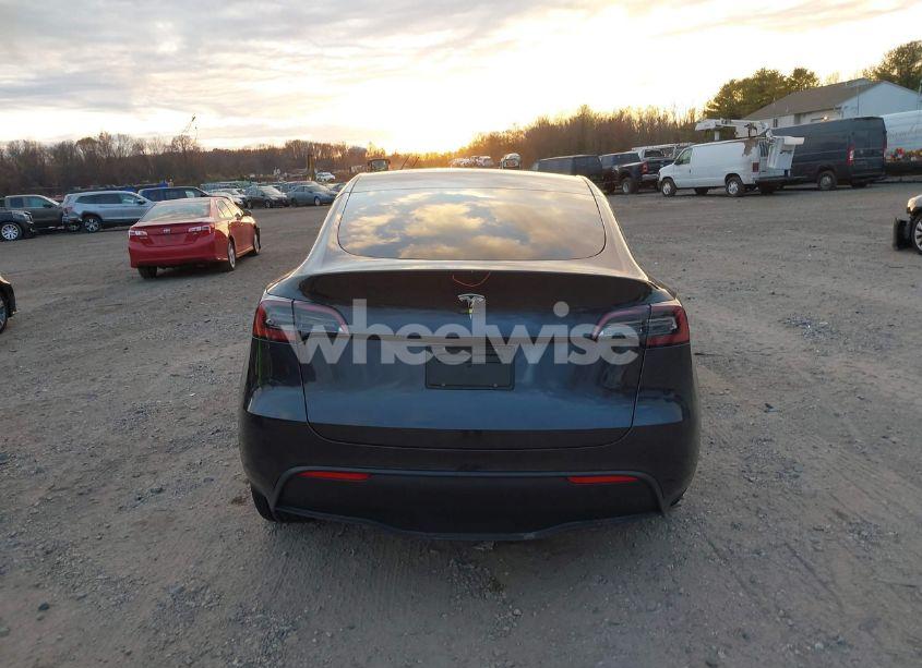 Photo 15 of 2024 Tesla Model Y LONG RANGE DUAL MOTOR ALL-WHEEL DRIVE/RWD (VIN 7SAYGDED3RF160506)