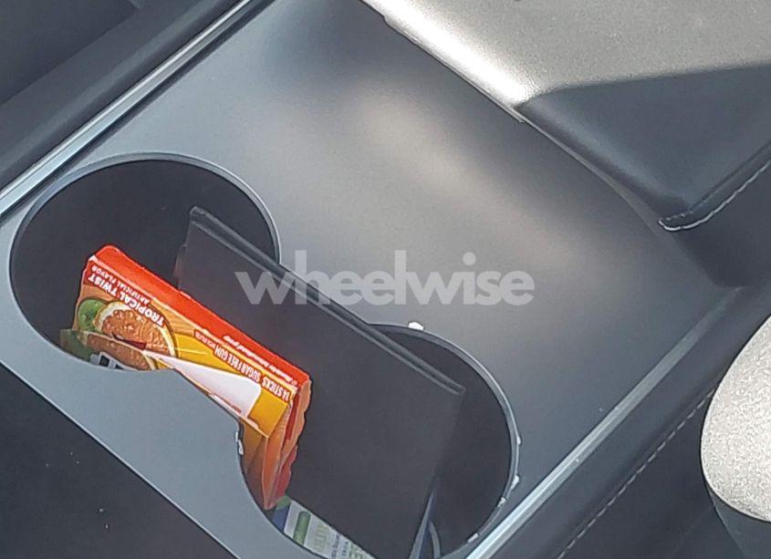 Photo 11 of 2024 Tesla Model Y LONG RANGE DUAL MOTOR ALL-WHEEL DRIVE/RWD (VIN 7SAYGDED3RF185521)