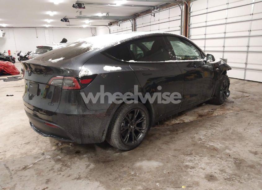 Photo 4 of 2025 Tesla Model Y LONG RANGE DUAL MOTOR ALL-WHEEL DRIVE (VIN 7SAYGDED3SF269554)