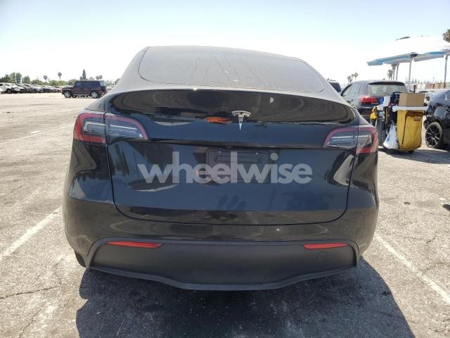 Photo 4 of 2025 TESLA MODEL Y (VIN 7SAYGDED3SF278416)