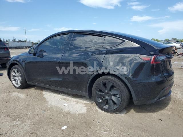 Photo 7 of 2024 TESLA MODEL Y (VIN 7SAYGDED4RF015491)
