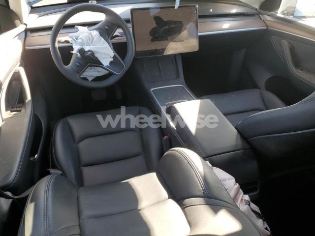 Photo 3 of 2024 TESLA MODEL Y (VIN 7SAYGDED4RF125330)