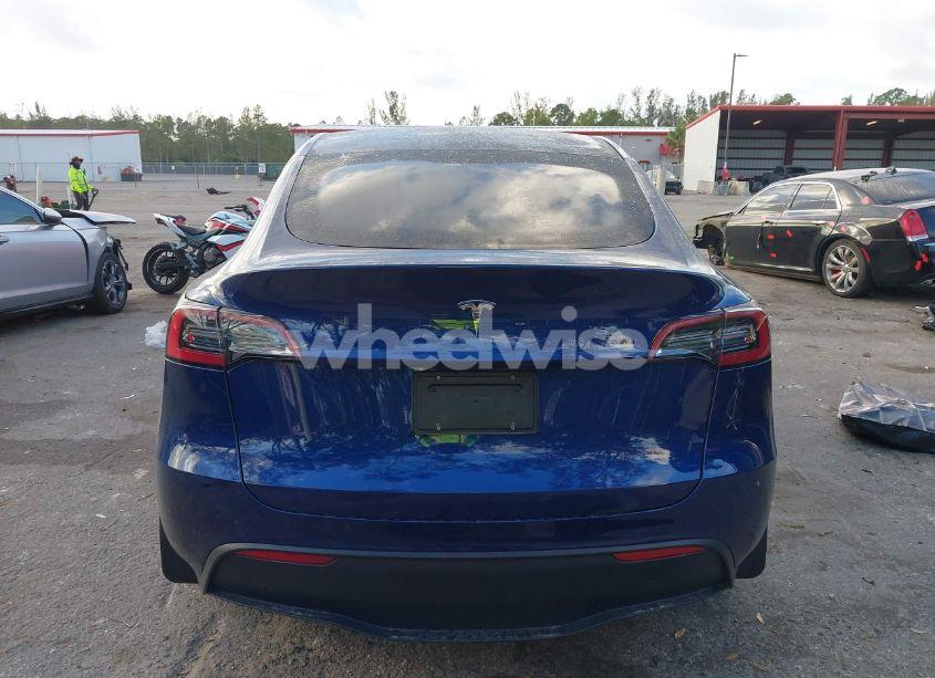 Photo 16 of 2024 Tesla Model Y LONG RANGE DUAL MOTOR ALL-WHEEL DRIVE/RWD (VIN 7SAYGDED5RF015208)