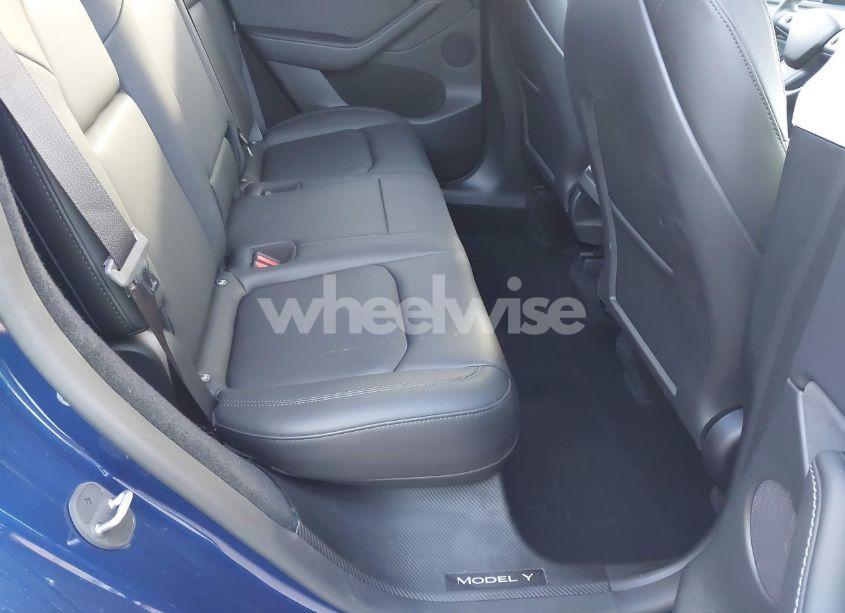 Photo 8 of 2024 Tesla Model Y LONG RANGE DUAL MOTOR ALL-WHEEL DRIVE/RWD (VIN 7SAYGDED5RF015208)