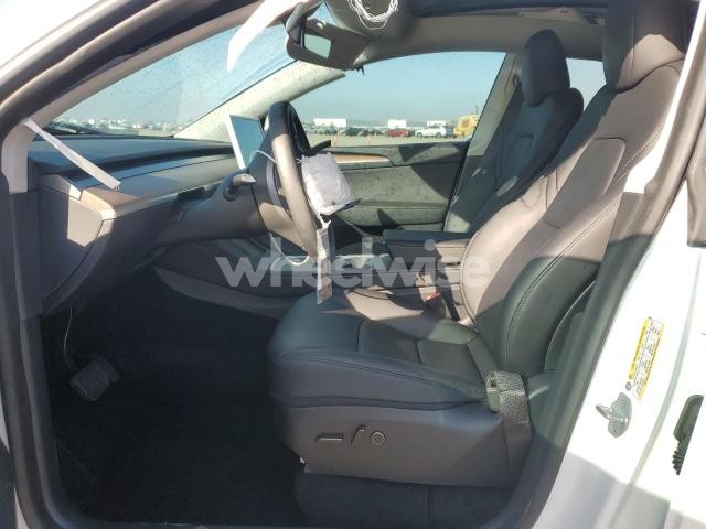 Photo 11 of 2024 TESLA MODEL Y (VIN 7SAYGDED5RF123120)