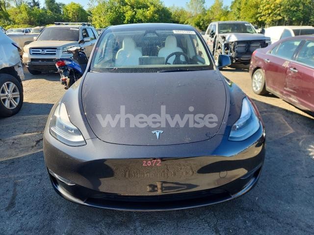 Photo 6 of 2024 TESLA MODEL Y (VIN 7SAYGDED5RF179011)