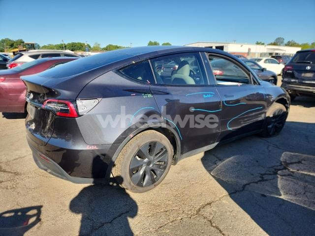 Photo 7 of 2024 TESLA MODEL Y (VIN 7SAYGDED5RF179011)