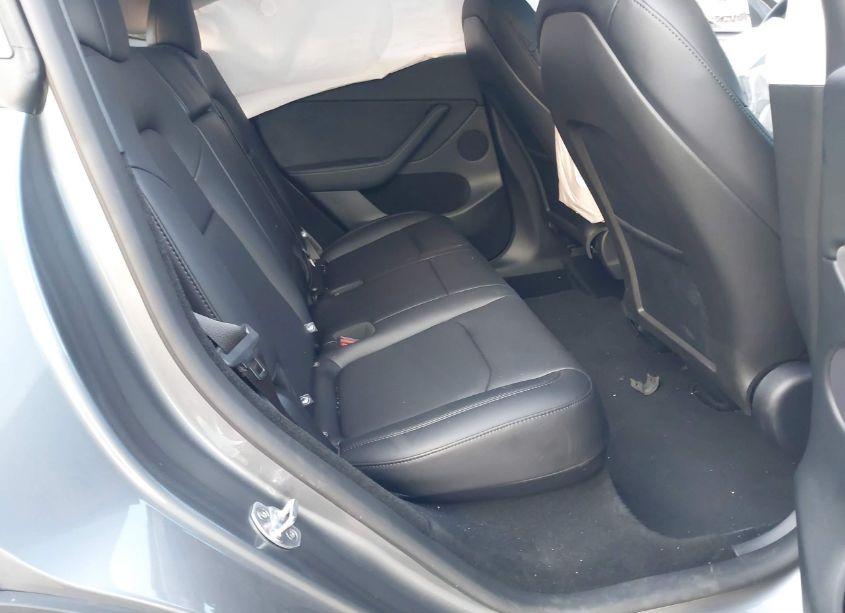 Photo 8 of 2024 Tesla Model Y (VIN 7SAYGDED5RF194821)