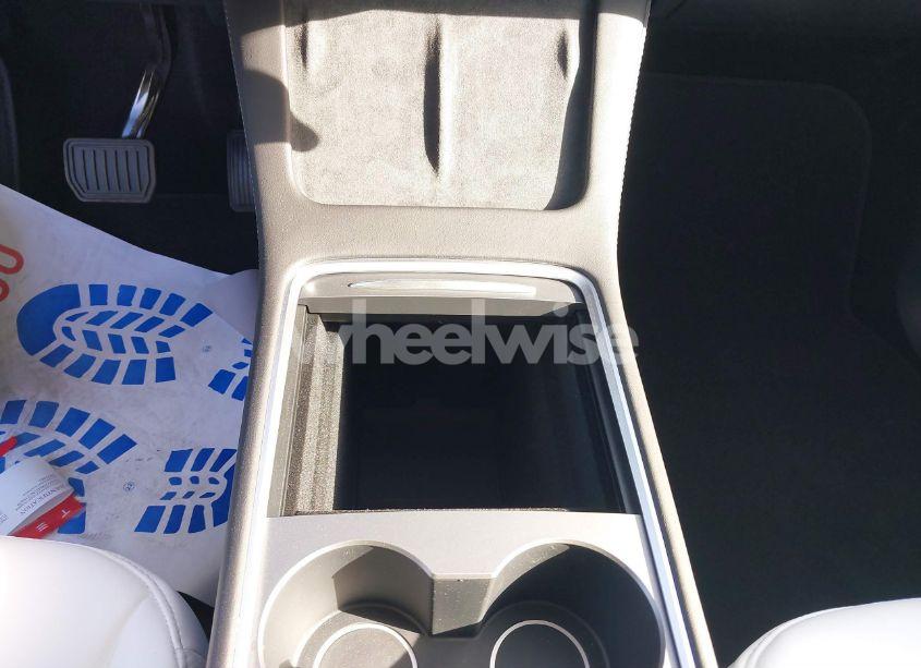 Photo 14 of 2025 Tesla Model Y (VIN 7SAYGDED5SF235499)