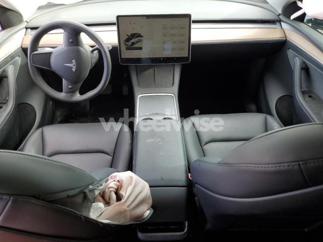 Photo 2 of 2025 TESLA MODEL Y (VIN 7SAYGDED5SF255090)