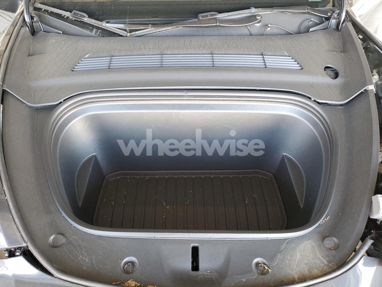 Photo 11 of 2025 TESLA MODEL Y (VIN 7SAYGDED5SF259138)