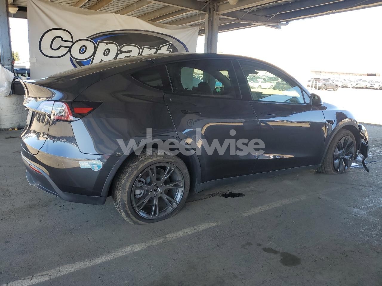 Photo 3 of 2025 TESLA MODEL Y (VIN 7SAYGDED5SF259138)