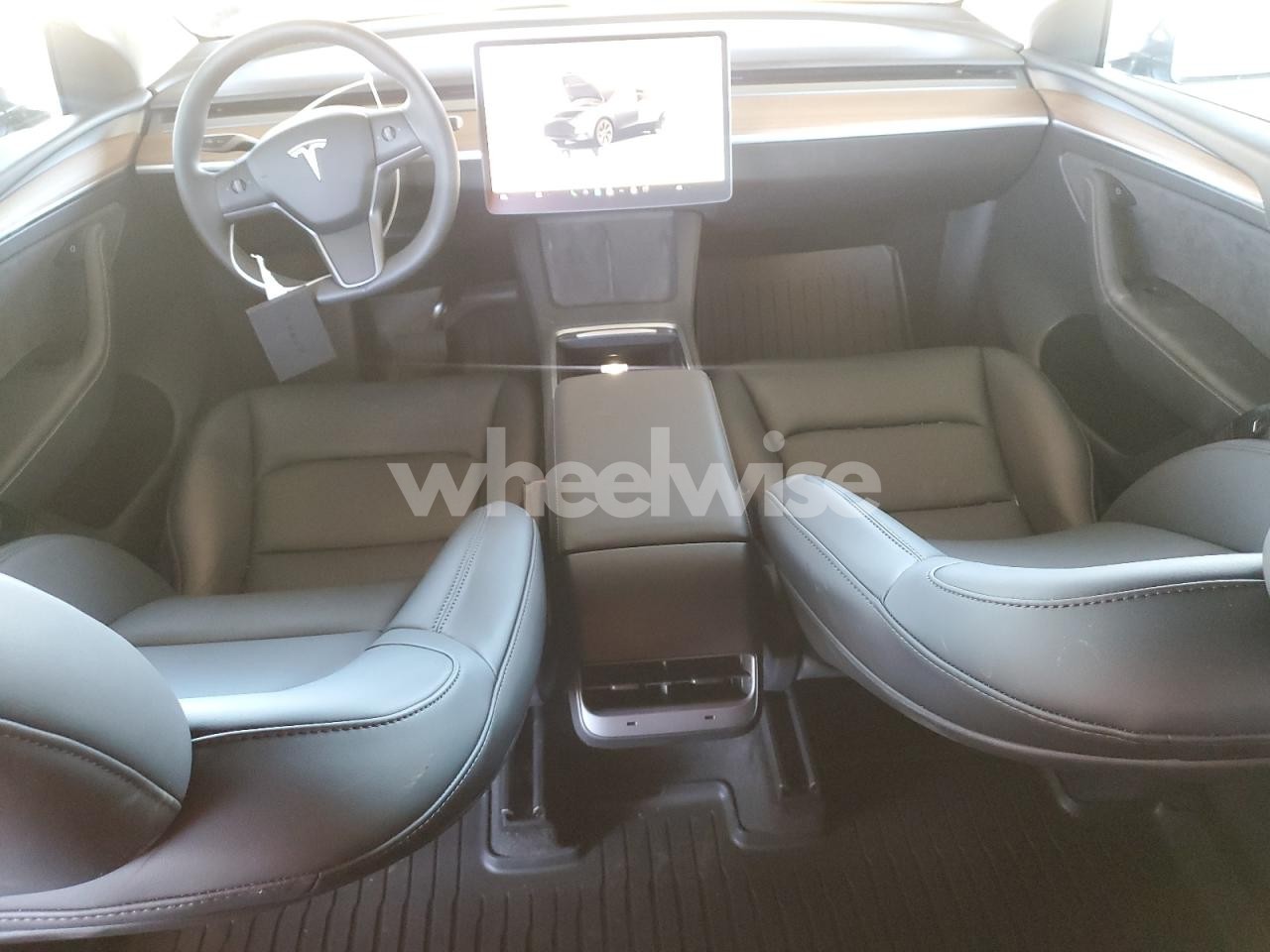 Photo 8 of 2025 TESLA MODEL Y (VIN 7SAYGDED5SF259138)