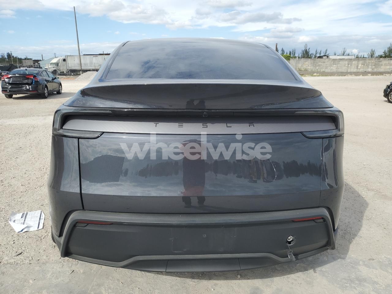 Photo 6 of 2026 TESLA MODEL Y (VIN 7SAYGDED5TA416150)