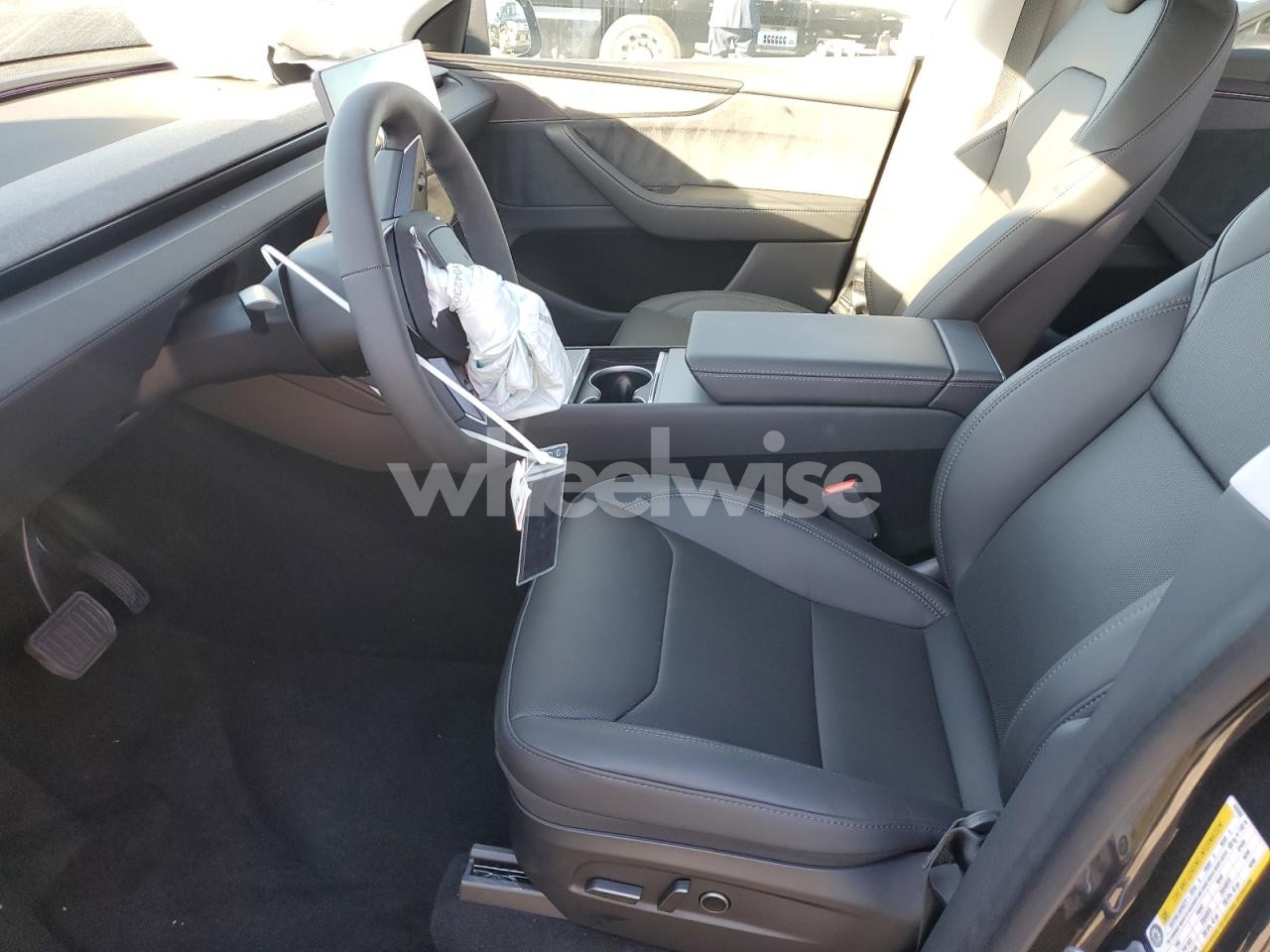 Photo 7 of 2026 TESLA MODEL Y (VIN 7SAYGDED5TF443982)