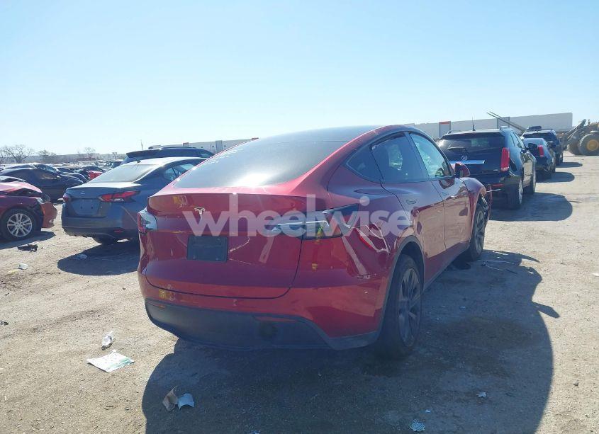 Photo 4 of 2024 Tesla Model Y LONG RANGE DUAL MOTOR ALL-WHEEL DRIVE/RWD (VIN 7SAYGDED6RA300819)