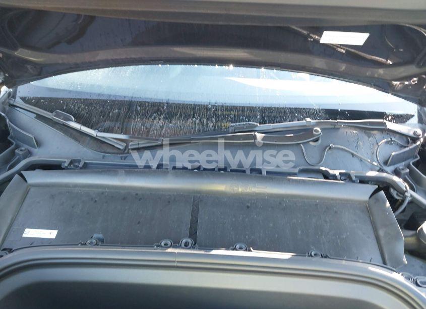 Photo 10 of 2024 Tesla Model Y (VIN 7SAYGDED6RF009594)