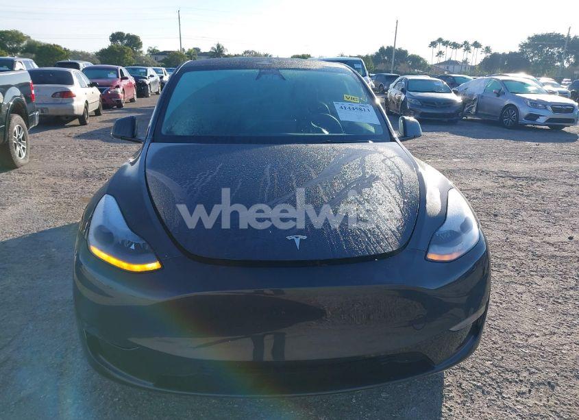 Photo 12 of 2024 Tesla Model Y (VIN 7SAYGDED6RF009594)