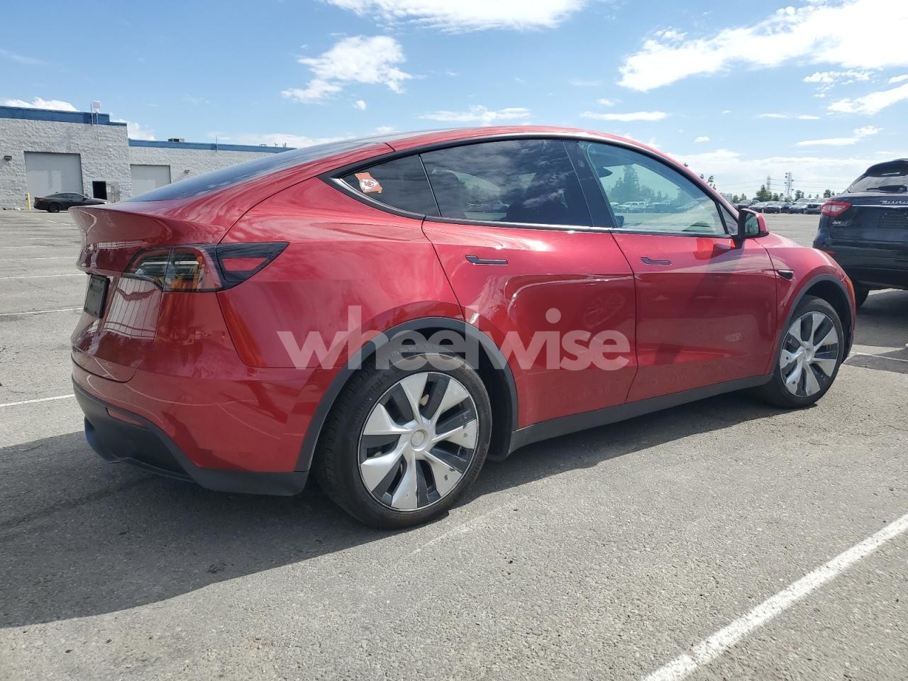 Photo 3 of 2024 TESLA MODEL Y (VIN 7SAYGDED6RF028551)