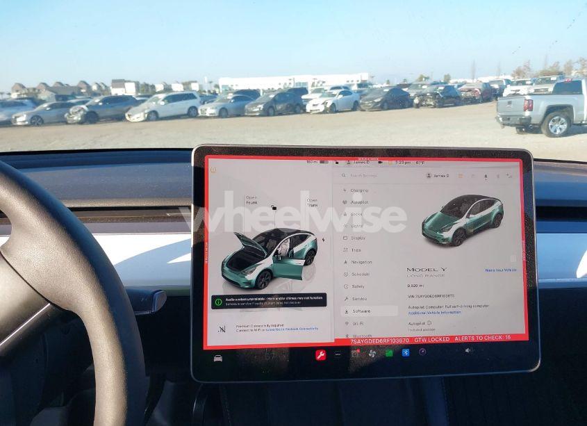 Photo 19 of 2024 Tesla Model Y LONG RANGE DUAL MOTOR ALL-WHEEL DRIVE/RWD (VIN 7SAYGDED6RF103670)