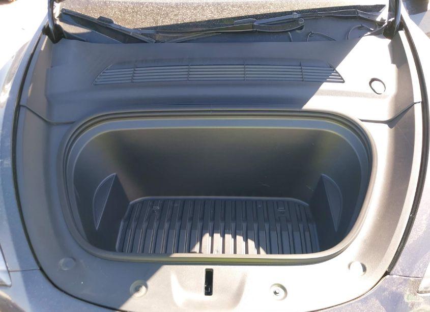 Photo 10 of 2024 Tesla Model Y LONG RANGE DUAL MOTOR ALL-WHEEL DRIVE/RWD (VIN 7SAYGDED6RF158281)