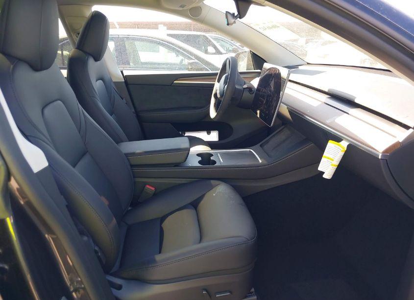 Photo 5 of 2024 Tesla Model Y LONG RANGE DUAL MOTOR ALL-WHEEL DRIVE/RWD (VIN 7SAYGDED6RF158281)