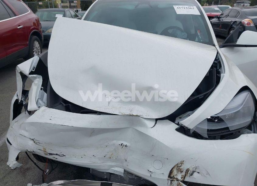 Photo 10 of 2024 Tesla Model Y (VIN 7SAYGDED6RF166543)