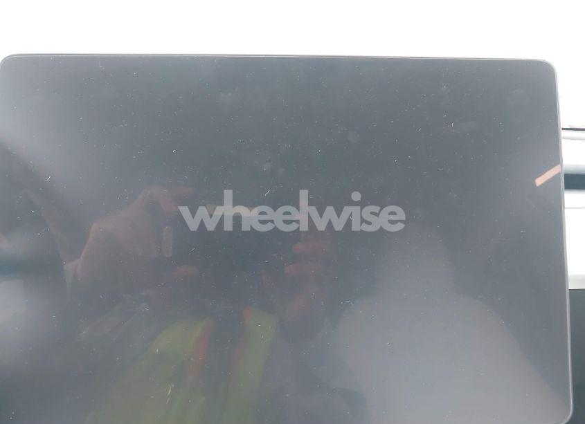 Photo 7 of 2024 Tesla Model Y (VIN 7SAYGDED6RF166543)