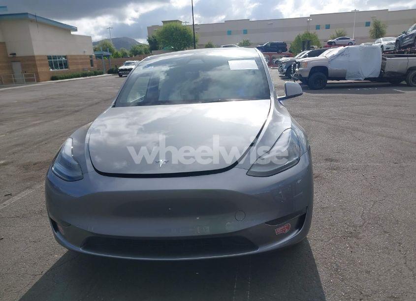 Photo 13 of 2024 Tesla Model Y LONG RANGE DUAL MOTOR ALL-WHEEL DRIVE/RWD (VIN 7SAYGDED7RF197638)