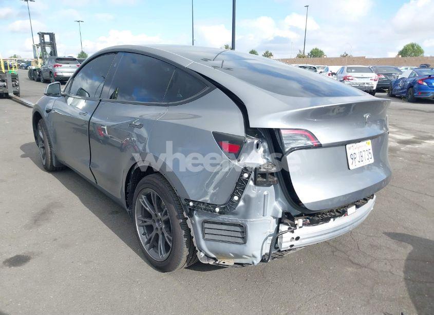 Photo 15 of 2024 Tesla Model Y LONG RANGE DUAL MOTOR ALL-WHEEL DRIVE/RWD (VIN 7SAYGDED7RF197638)