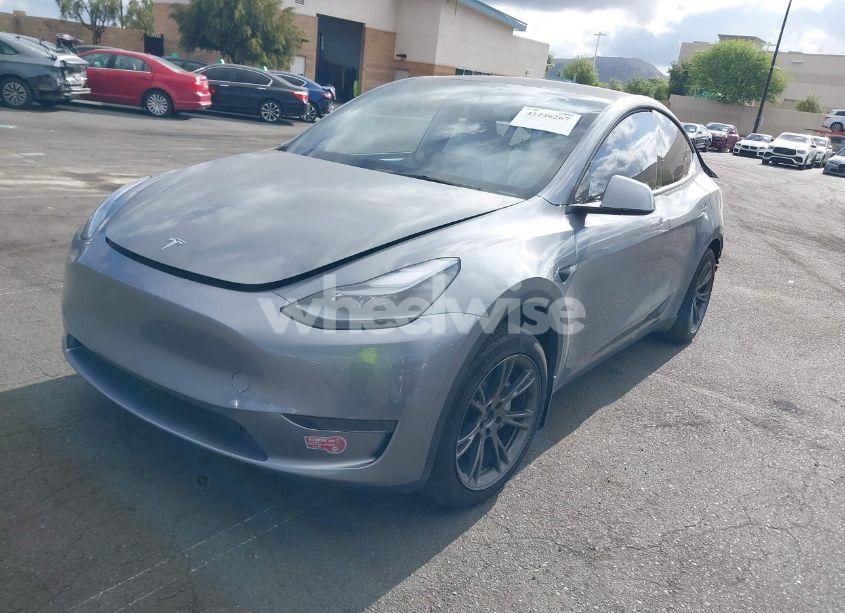 Photo 2 of 2024 Tesla Model Y LONG RANGE DUAL MOTOR ALL-WHEEL DRIVE/RWD (VIN 7SAYGDED7RF197638)