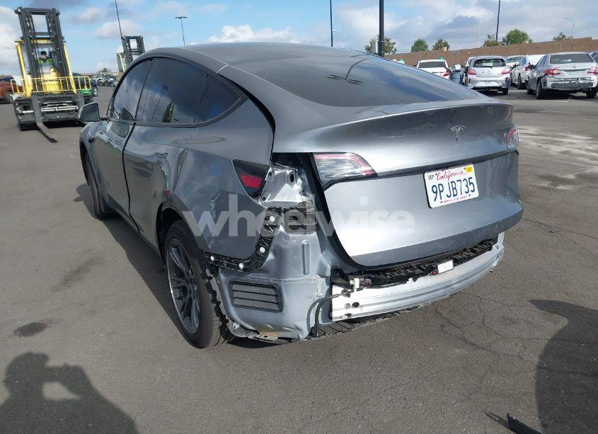Photo 3 of 2024 Tesla Model Y LONG RANGE DUAL MOTOR ALL-WHEEL DRIVE/RWD (VIN 7SAYGDED7RF197638)