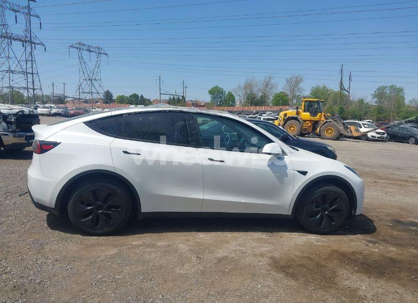Photo 13 of 2025 Tesla Model Y LONG RANGE DUAL MOTOR ALL-WHEEL DRIVE (VIN 7SAYGDED7SA378872)