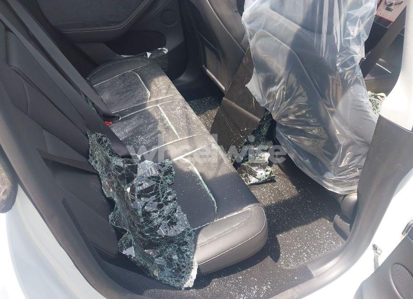 Photo 22 of 2025 Tesla Model Y LONG RANGE DUAL MOTOR ALL-WHEEL DRIVE (VIN 7SAYGDED7SA378872)