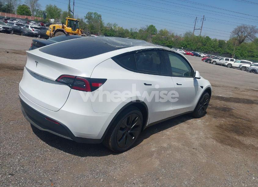 Photo 4 of 2025 Tesla Model Y LONG RANGE DUAL MOTOR ALL-WHEEL DRIVE (VIN 7SAYGDED7SA378872)