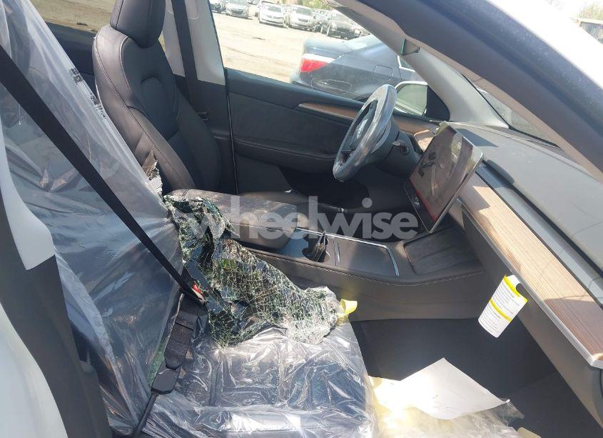 Photo 5 of 2025 Tesla Model Y LONG RANGE DUAL MOTOR ALL-WHEEL DRIVE (VIN 7SAYGDED7SA378872)