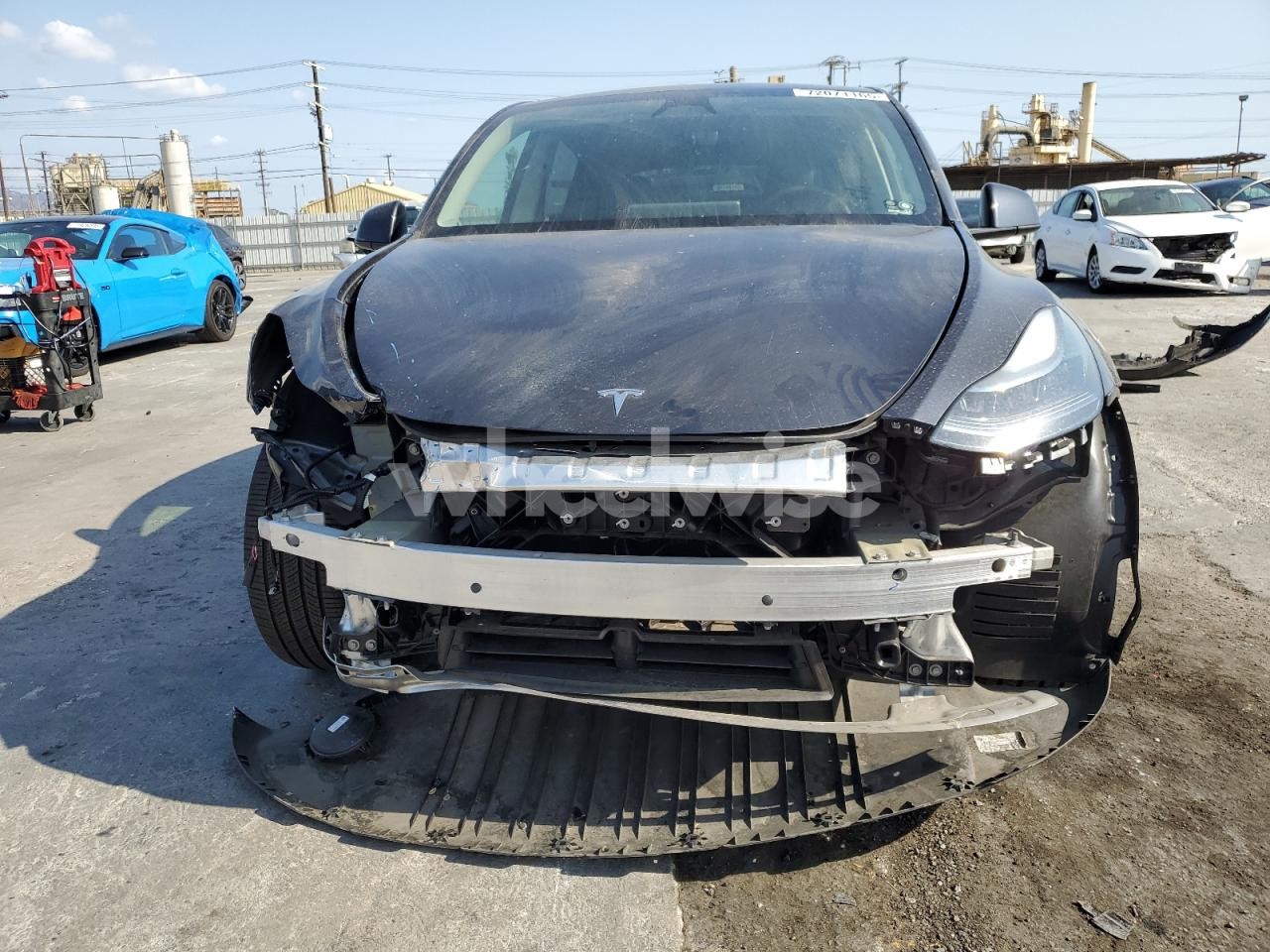 Photo 5 of 2025 TESLA MODEL Y (VIN 7SAYGDED7SF218400)