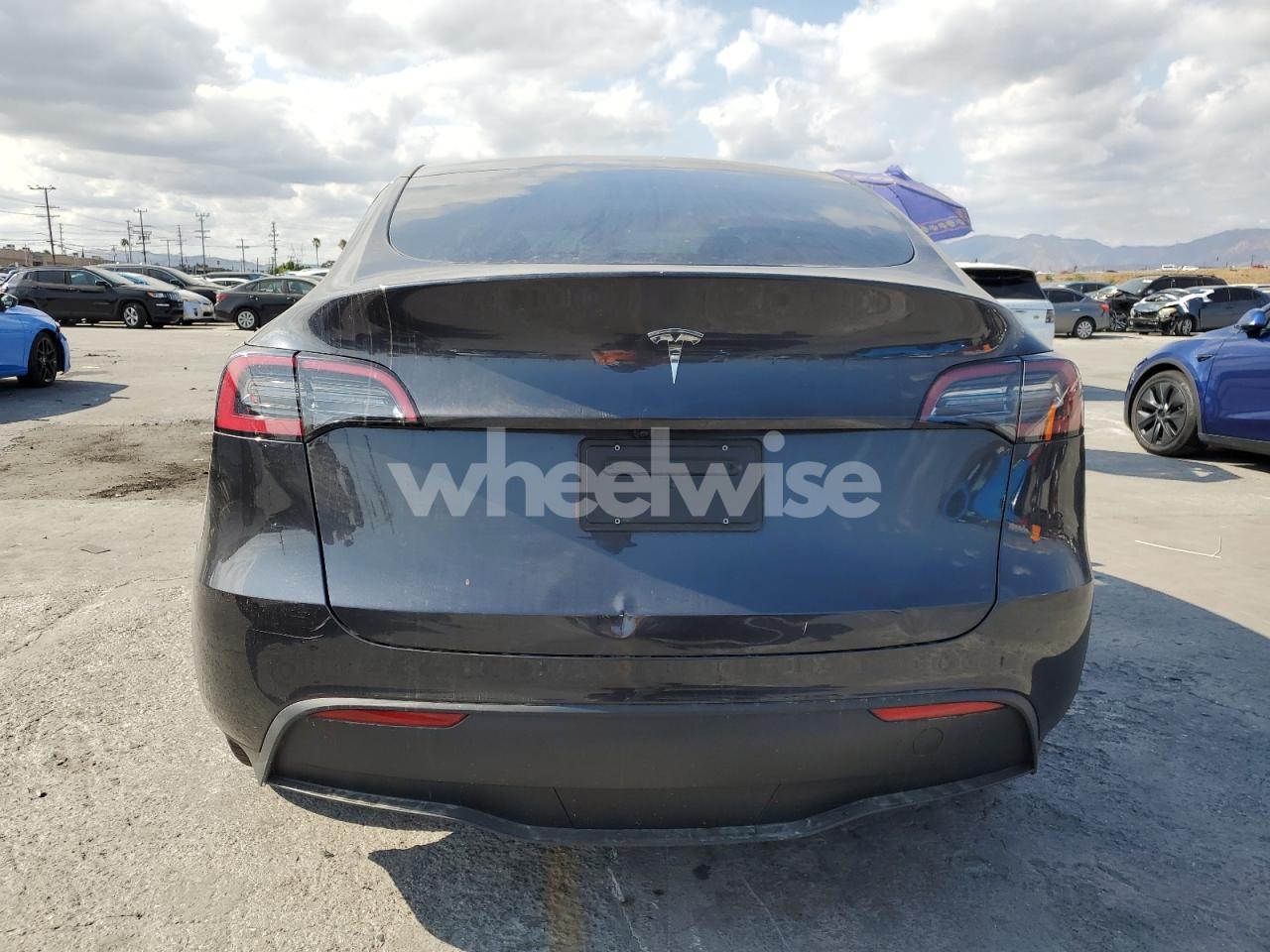 Photo 6 of 2025 TESLA MODEL Y (VIN 7SAYGDED7SF218400)