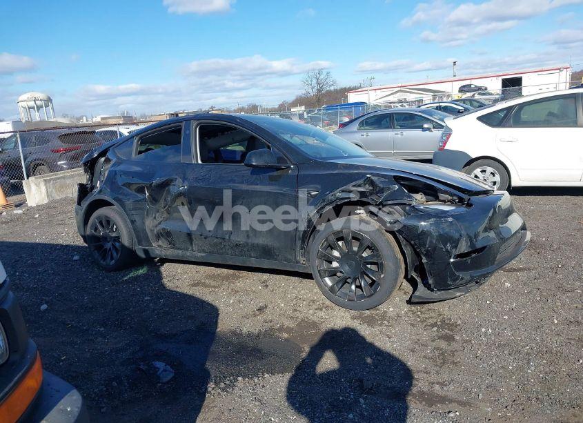 Photo 12 of 2025 Tesla Model Y LONG RANGE DUAL MOTOR ALL-WHEEL DRIVE (VIN 7SAYGDED7SF229722)