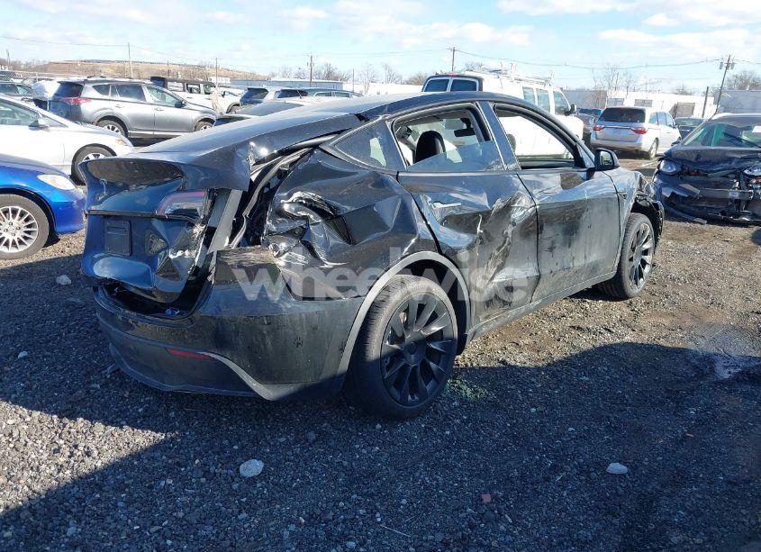 Photo 4 of 2025 Tesla Model Y LONG RANGE DUAL MOTOR ALL-WHEEL DRIVE (VIN 7SAYGDED7SF229722)