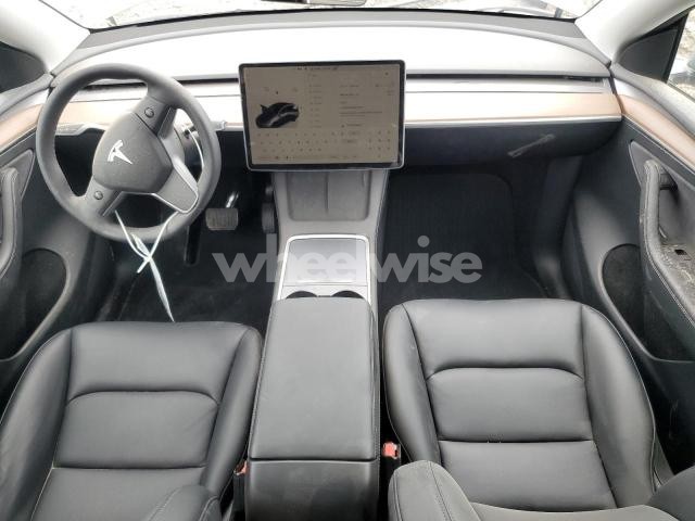 Photo 10 of 2025 TESLA MODEL Y (VIN 7SAYGDED7SF230739)