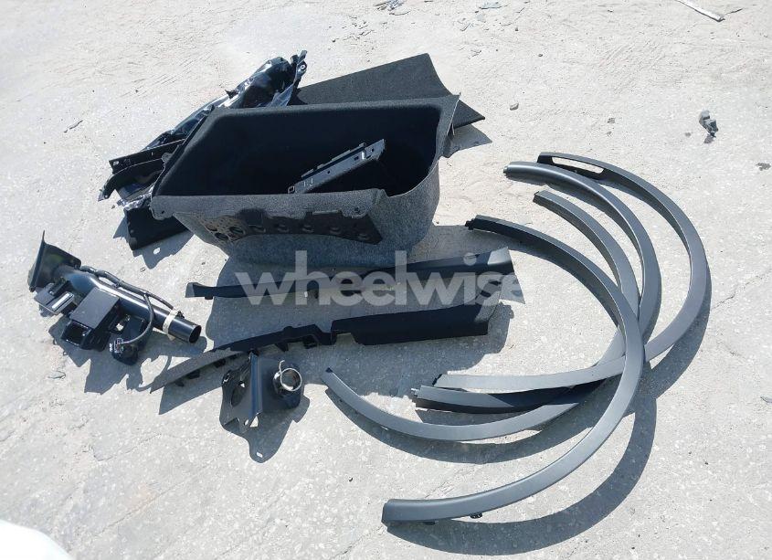 Photo 12 of 2024 Tesla Model Y LONG RANGE DUAL MOTOR ALL-WHEEL DRIVE/RWD (VIN 7SAYGDED8RF161425)