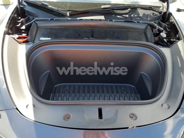 Photo 4 of 2025 TESLA MODEL Y (VIN 7SAYGDED8SA356217)