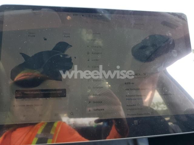 Photo 5 of 2025 TESLA MODEL Y (VIN 7SAYGDED8SA356217)