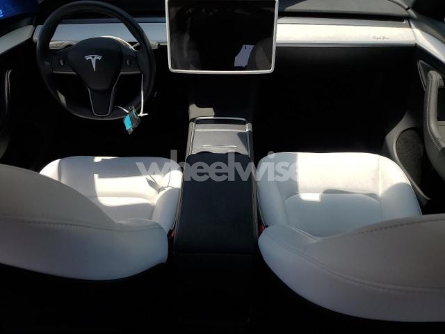Photo 10 of 2024 TESLA MODEL Y (VIN 7SAYGDED9RF011128)