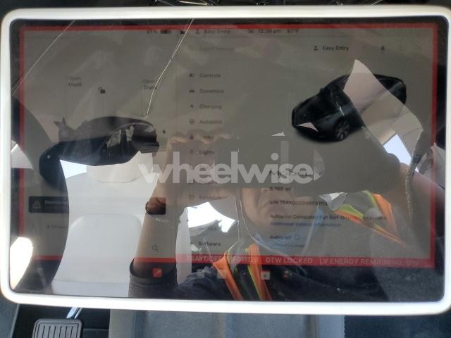 Photo 13 of 2024 TESLA MODEL Y (VIN 7SAYGDED9RF011128)