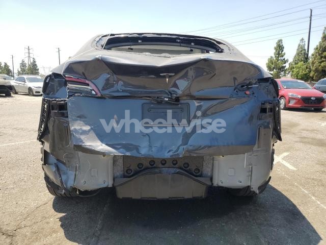 Photo 4 of 2024 TESLA MODEL Y (VIN 7SAYGDED9RF011128)